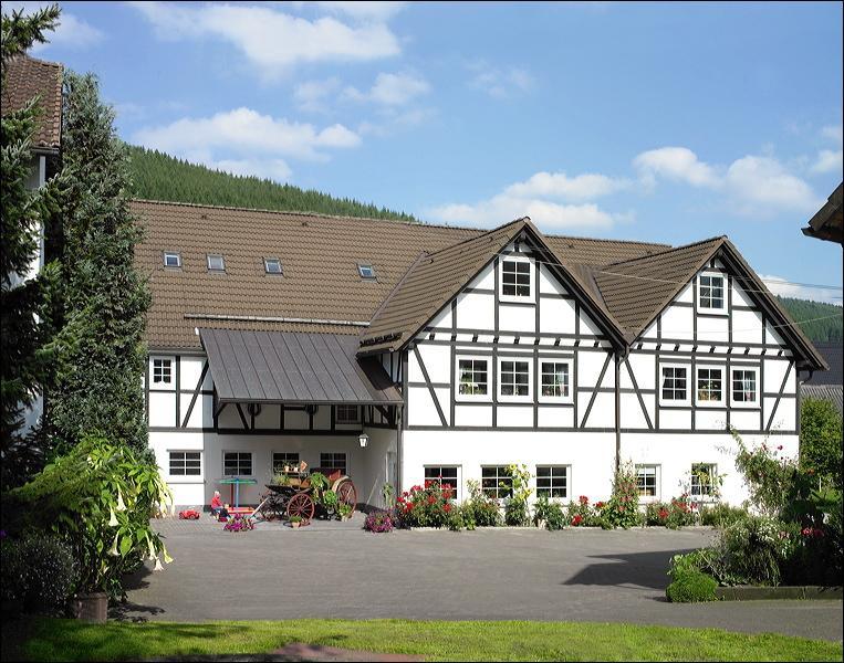 Hotel Klaukenhof เลนเนชตัดท์ ภายนอก รูปภาพ